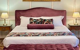 Palazzo Monga Boutique Guesthouse